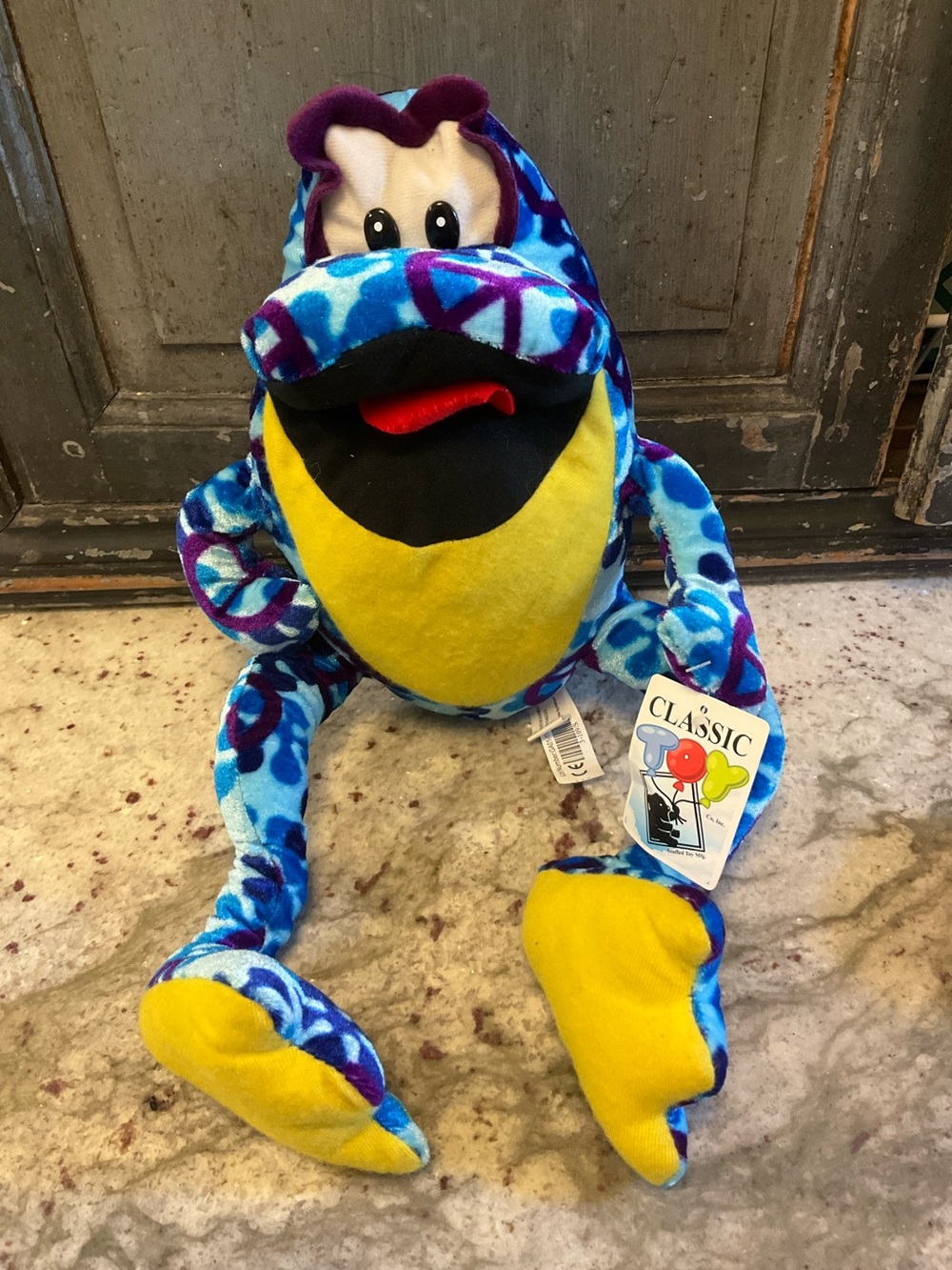 Classic Toy Co Green Spotted Frog Plush W/peace Signs